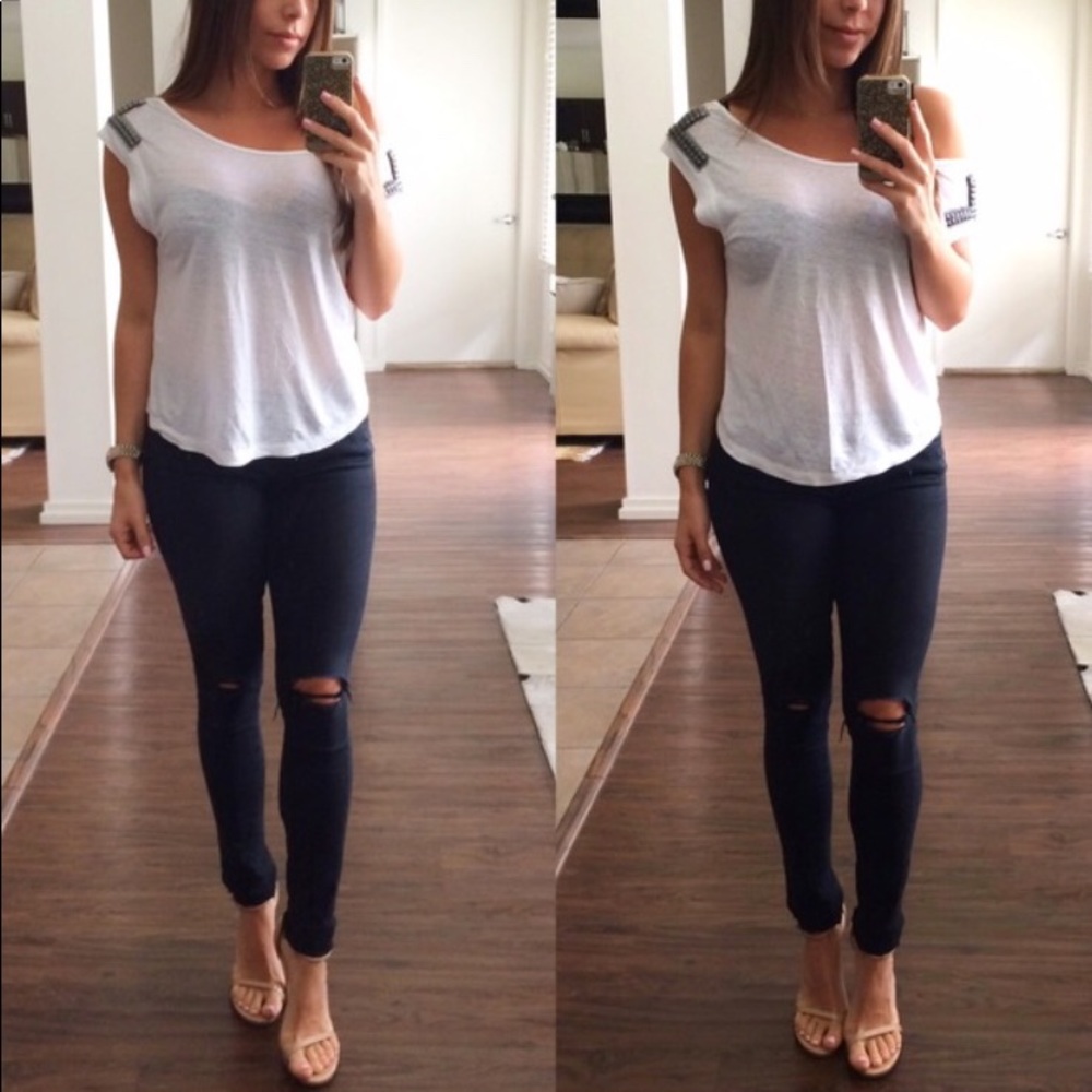 Cold Shoulder Top - Picture 2 of 4